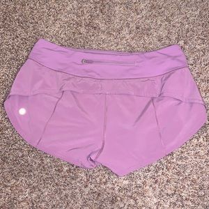 Lululemon Speed Up Low-Rise Short (2.5 in) Size 6